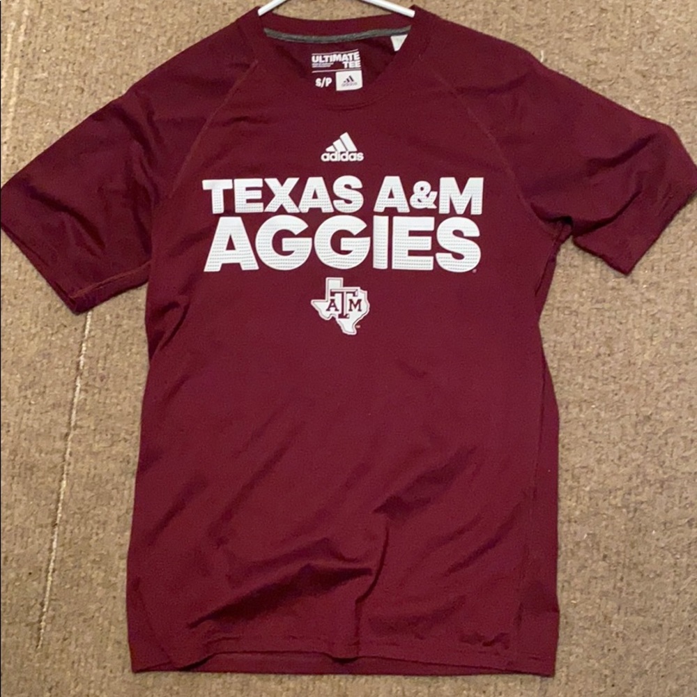 Texas A&M short sleeve tee. Like new.